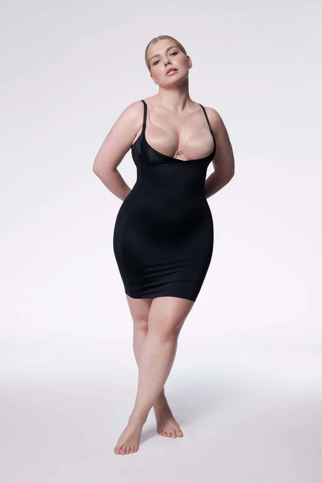 Halka 222 Basic Slip Poen Biust Czarna